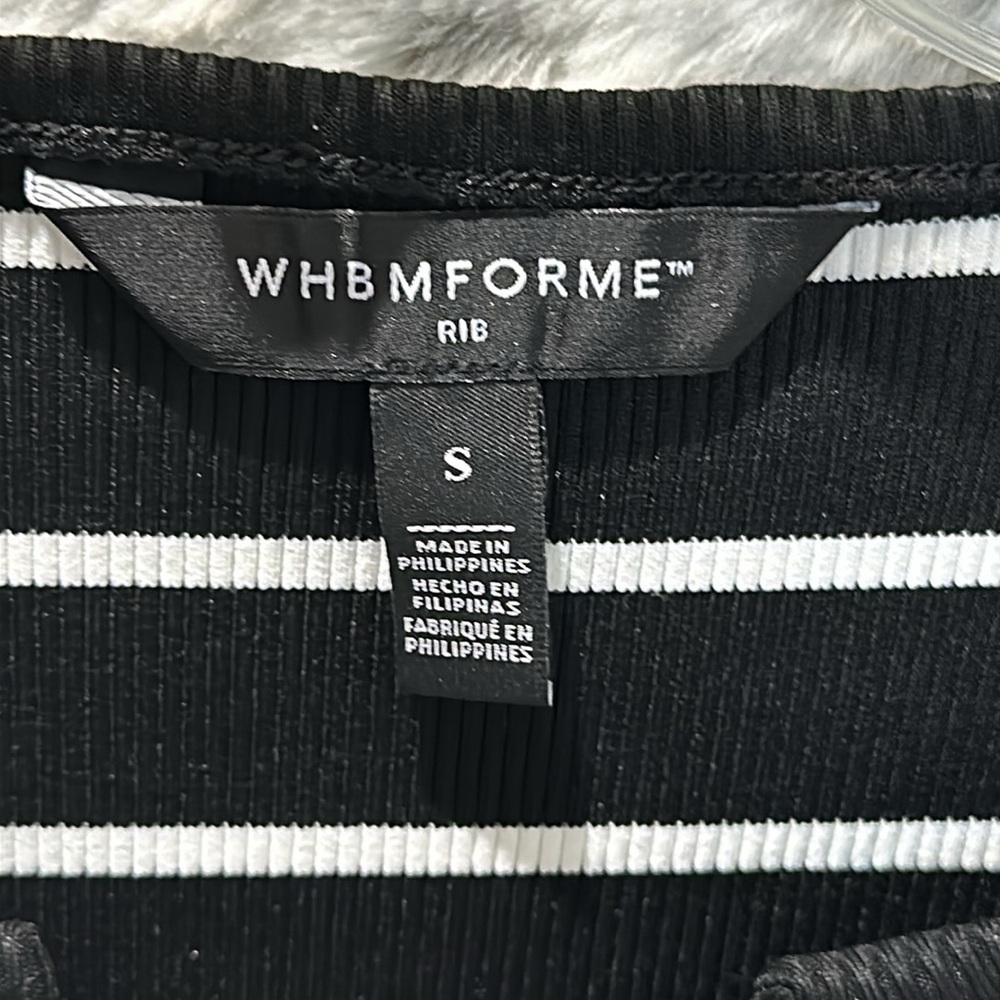Women’s WHBM Forme Ribbed Top - Small - Picture 3 of 3